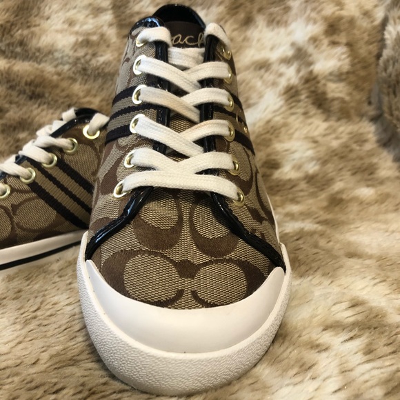 ❤️2/$50❤️ - Picture 2 of 5